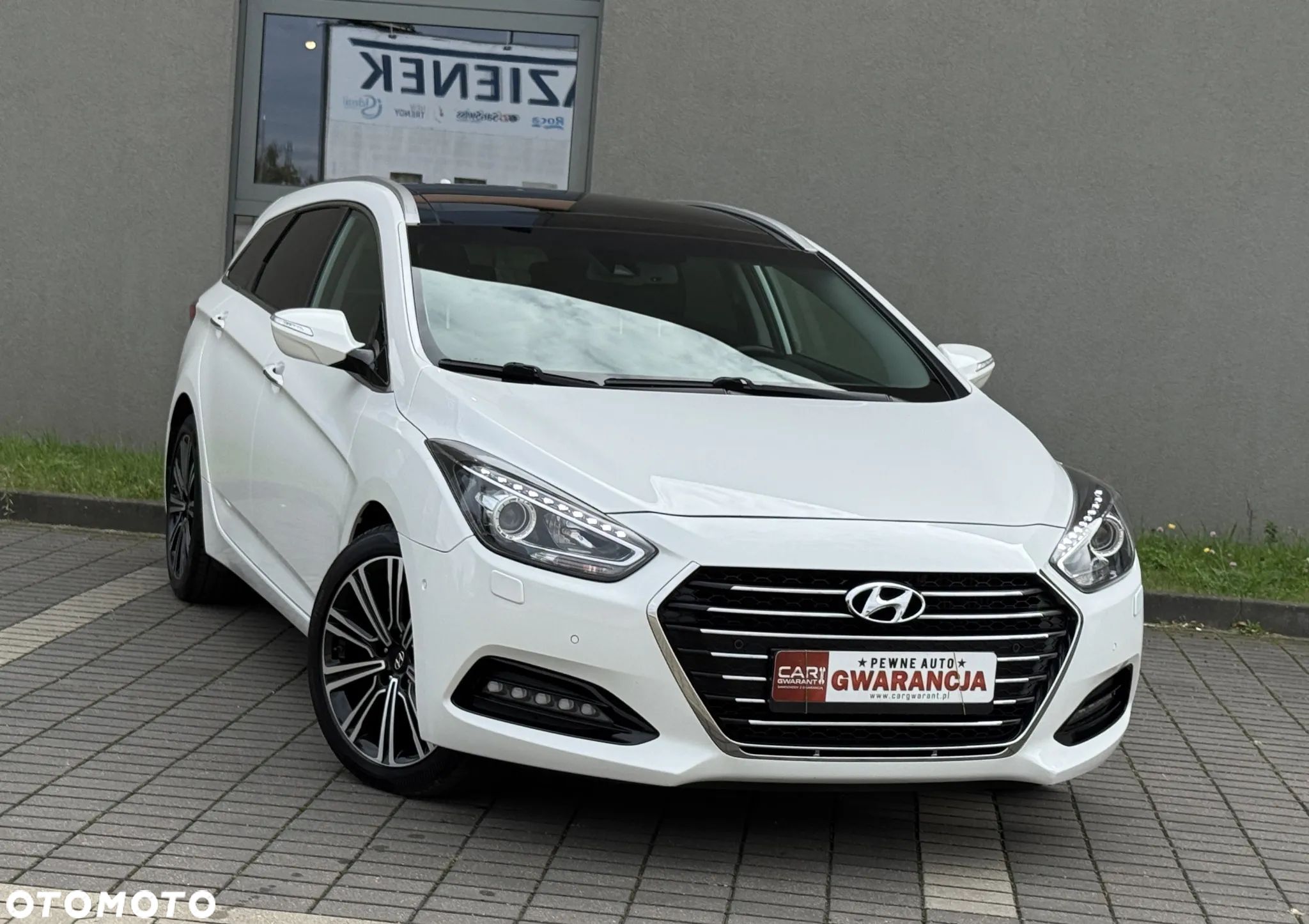 Hyundai i40 Kombi 1.7 CRDi DCT Premium - 1