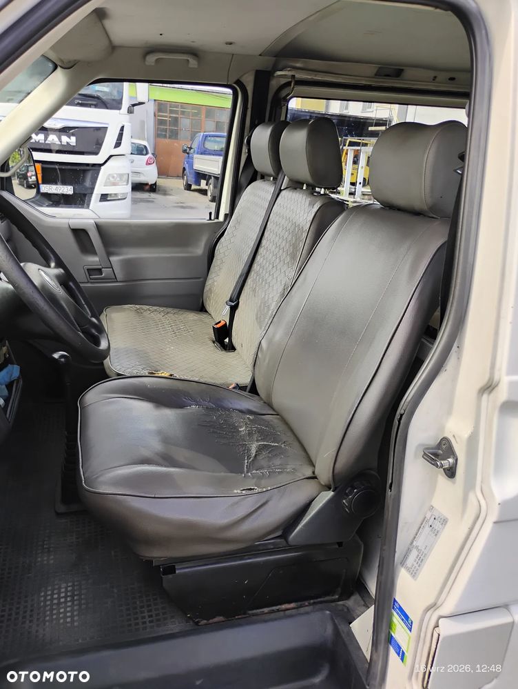 Volkswagen Transporter Escapade - 9