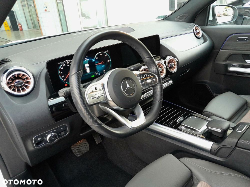Mercedes-Benz EQA 250 66.5kWh Electric Art - 14