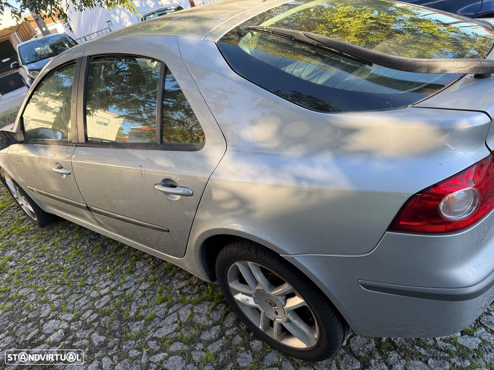 Renault Laguna 1.6 Expression - 4