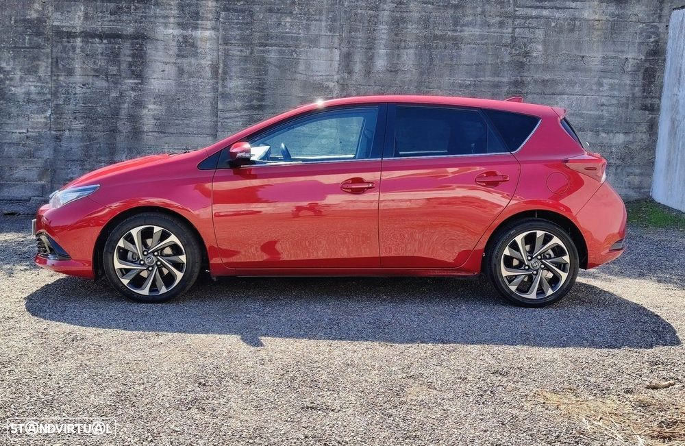 Toyota Auris 1.2T Exclusive - 2