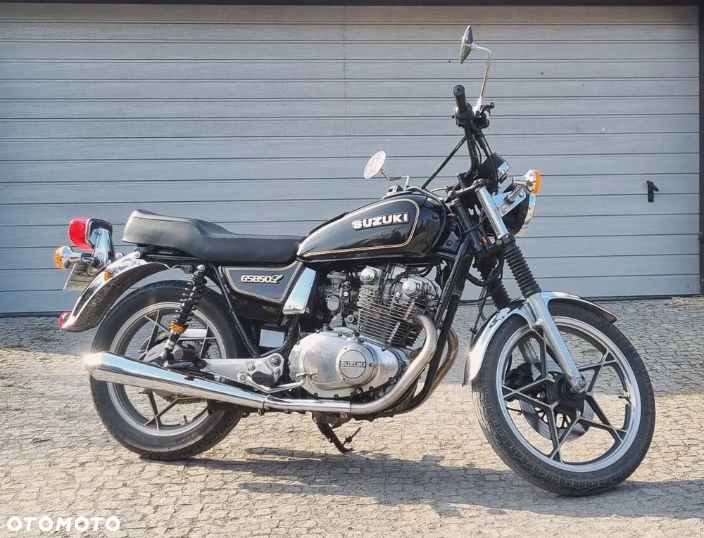Suzuki GS - 1