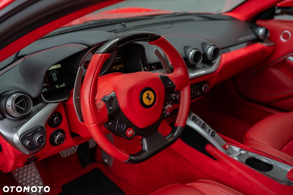 Ferrari F12berlinetta - 20