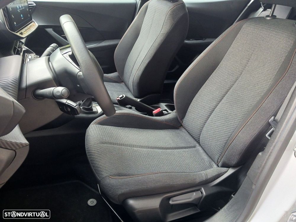 Peugeot 2008 1.2 PureTech Style - 31