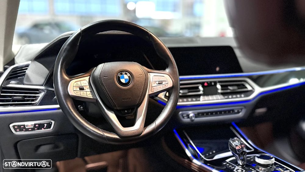 BMW X7 30 d xDrive Pack M - 19