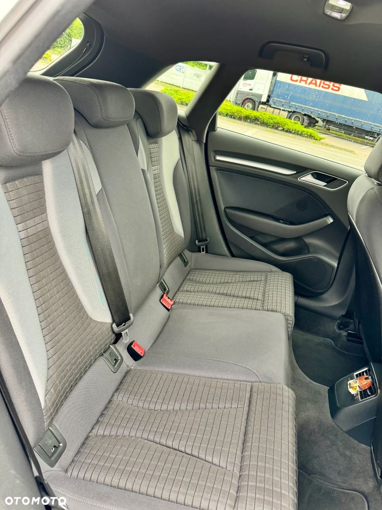 Audi A3 Sportback - 9