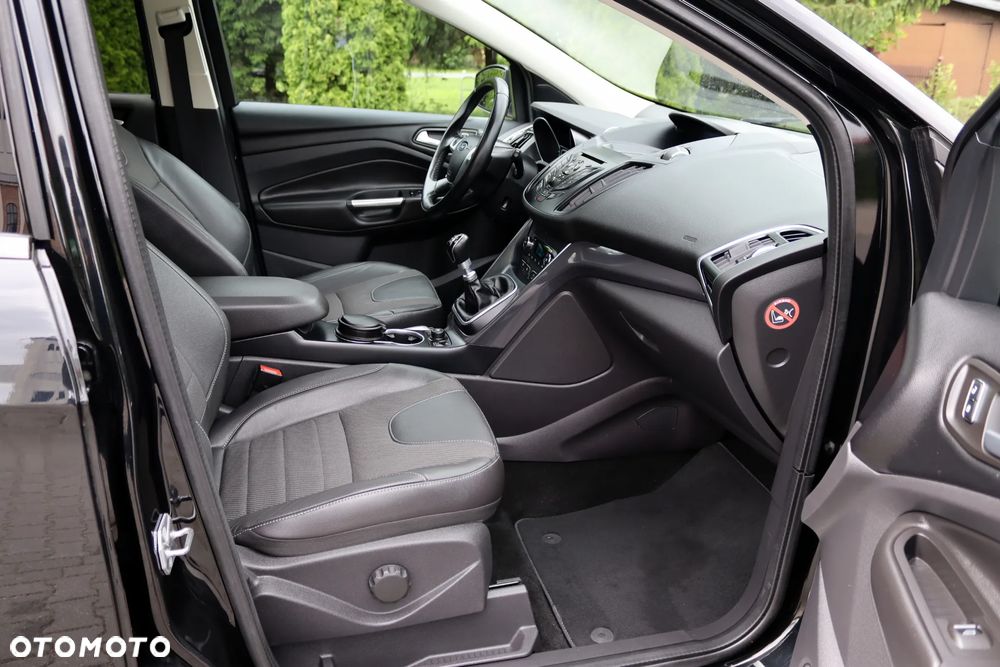 Ford Kuga 2.0 TDCi 4x4 Titanium - 20
