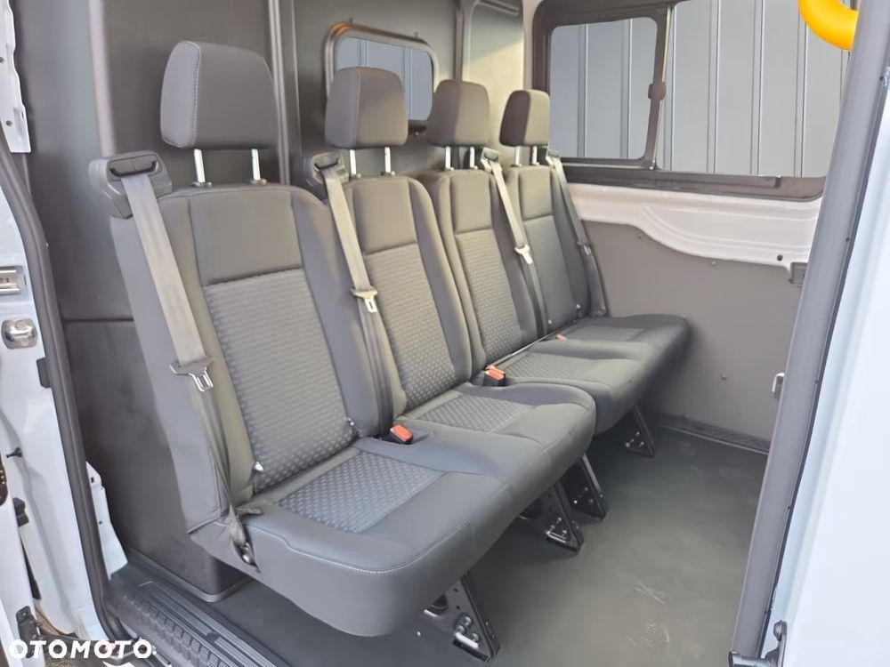 Ford Tranit - 9