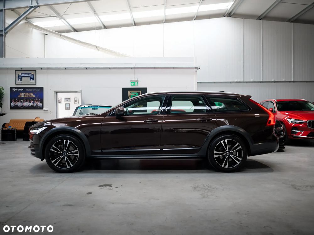 Volvo V90 Cross Country D4 AWD Pro - 5