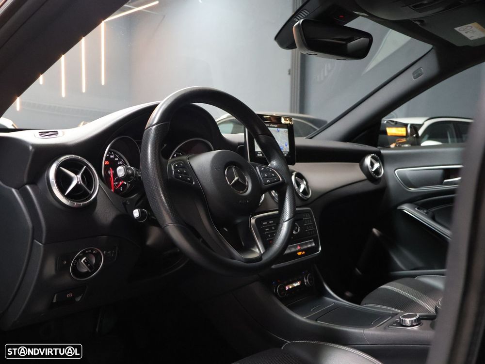 Mercedes-Benz CLA 180 d Shooting Brake Urban Aut. — fotografia 5