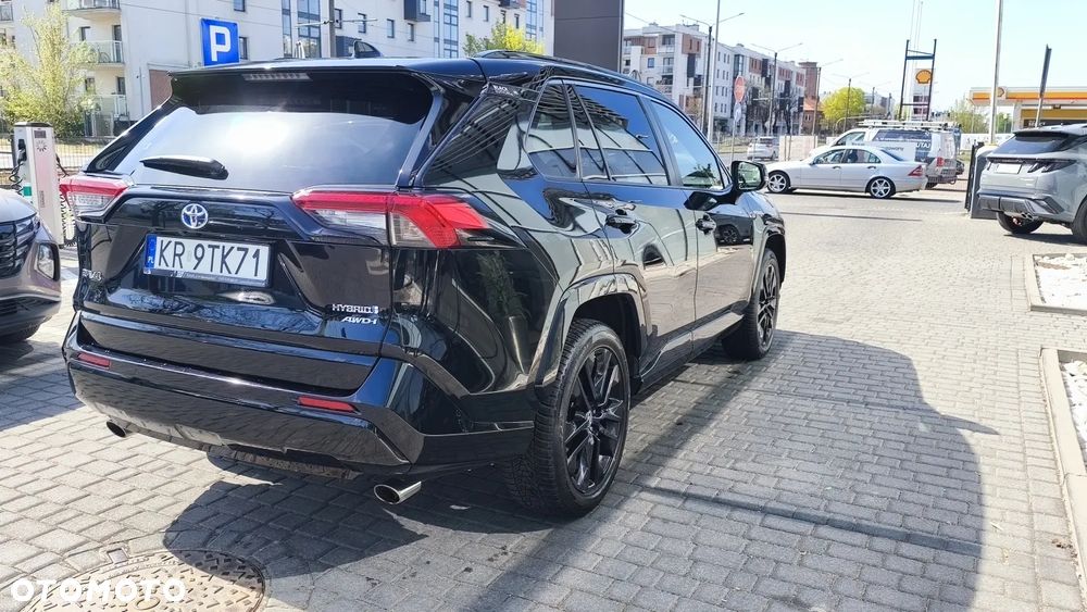 Toyota RAV4 2.5 Hybrid Black Edition by JBL 4x4 - 5