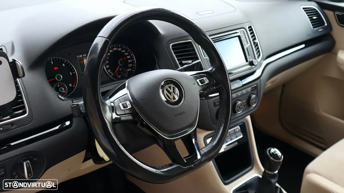 VW Sharan 2.0 TDI Blue Highline - 12