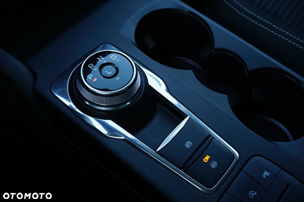 Ford Kuga 2.0 EcoBlue AWD Titanium - 24