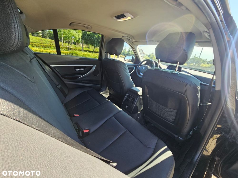 BMW Seria 3 318i GPF Sport Line - 16