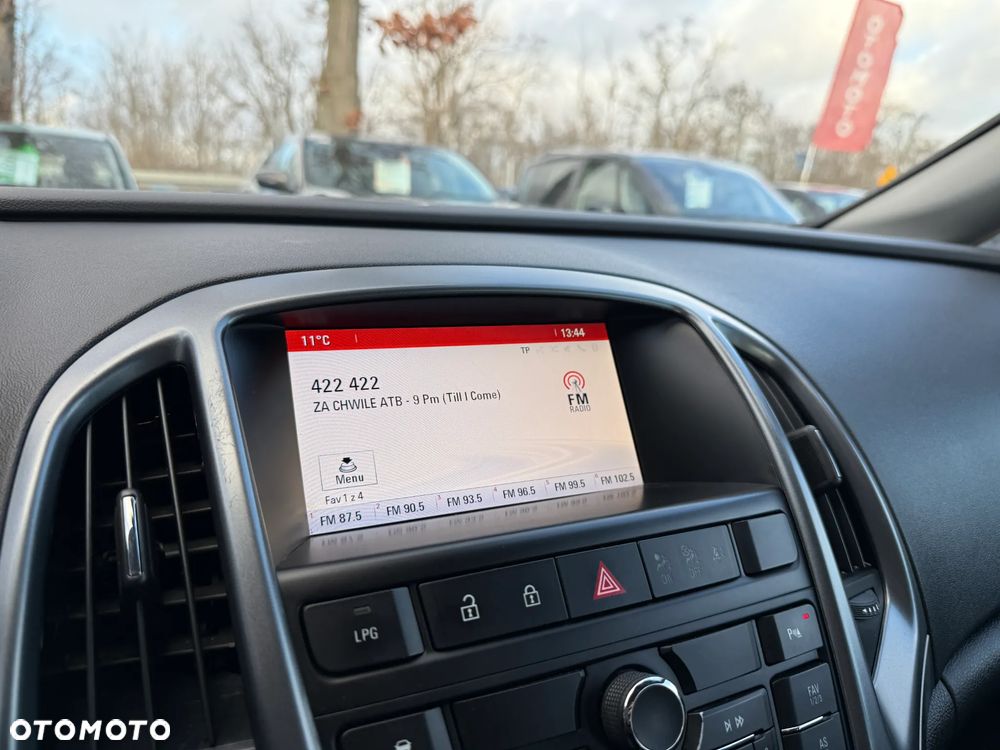 Opel Astra 1.4 T Cosmo - 32