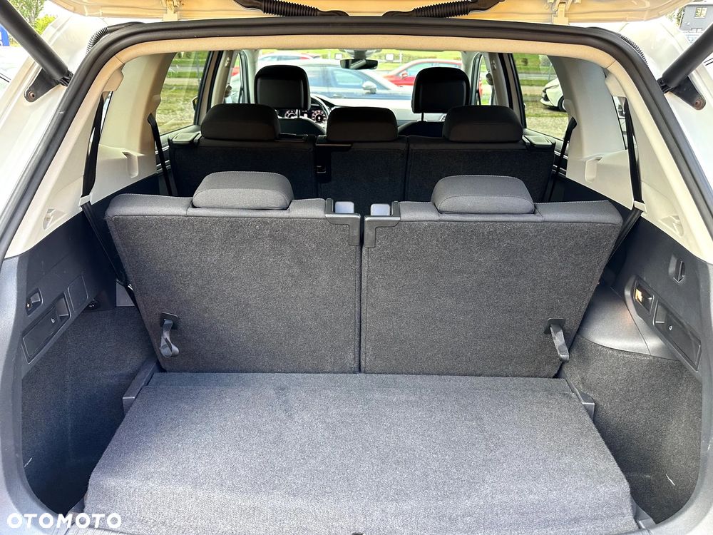 Volkswagen Tiguan Allspace 2.0 TDI 4Mot SCR Highline DSG 7os - 28