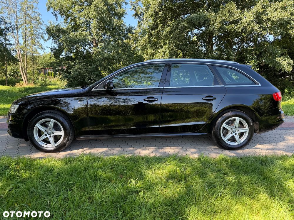 Audi A4 Avant 2.0 TDI DPF clean diesel multitronic S line Sportpaket - 2