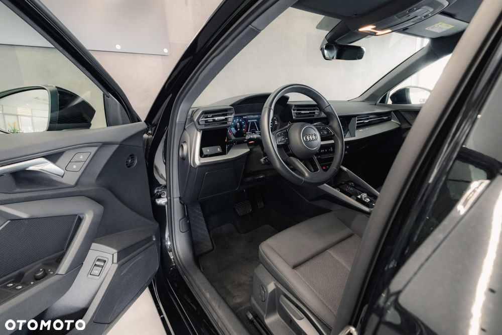 Audi A3 Limousine 35 TFSI S tronic - 10