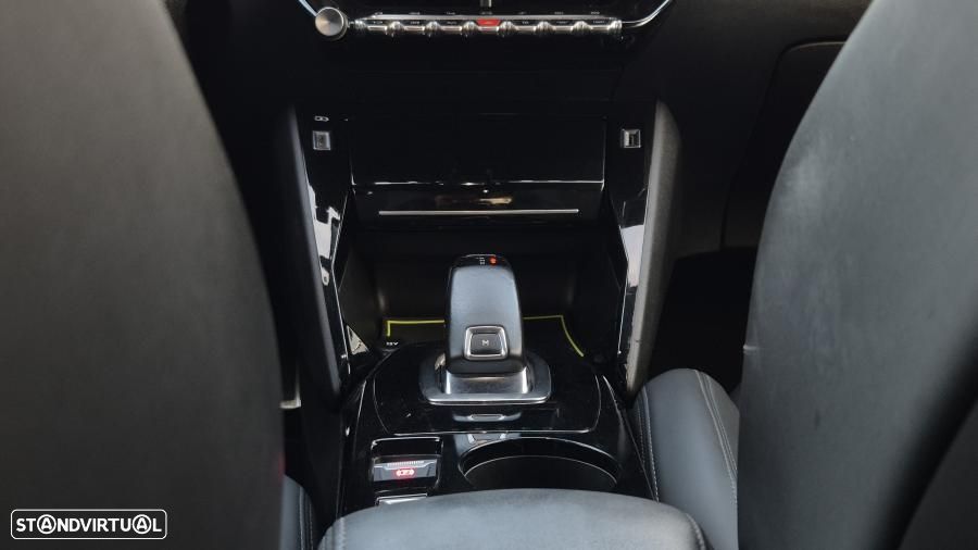 Peugeot 208 1.2 PureTech GT Line EAT8 - 19