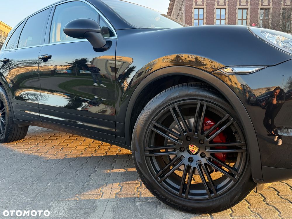 Porsche Cayenne - 22
