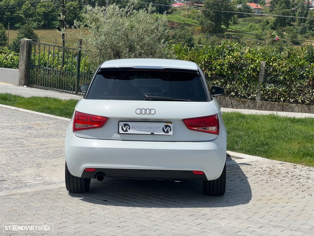 Audi A1 1.6 TDI S-line - 22