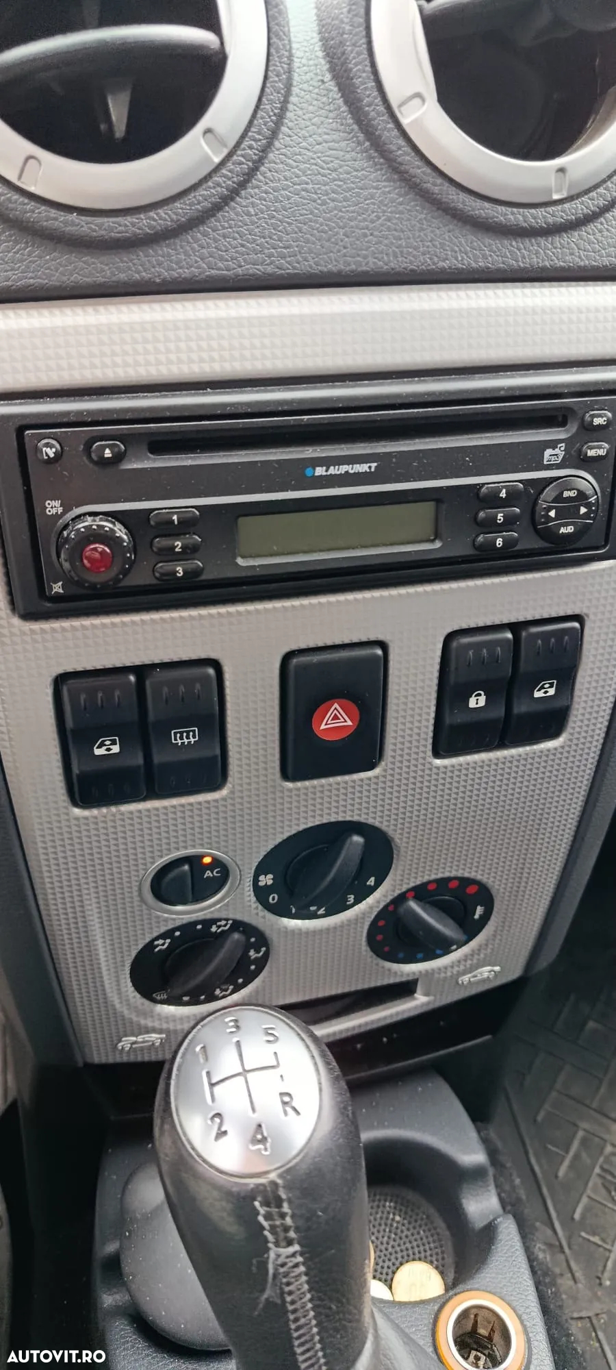 Dacia Logan MCV K90 1.6 16v Laureate - 5