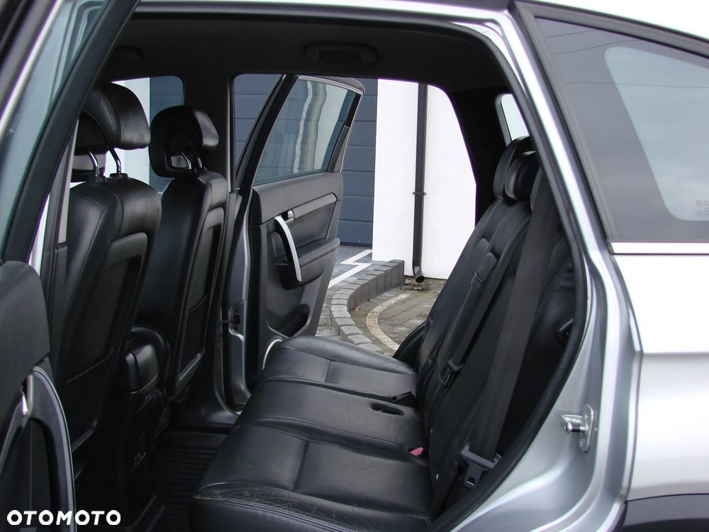 Chevrolet Captiva - 23