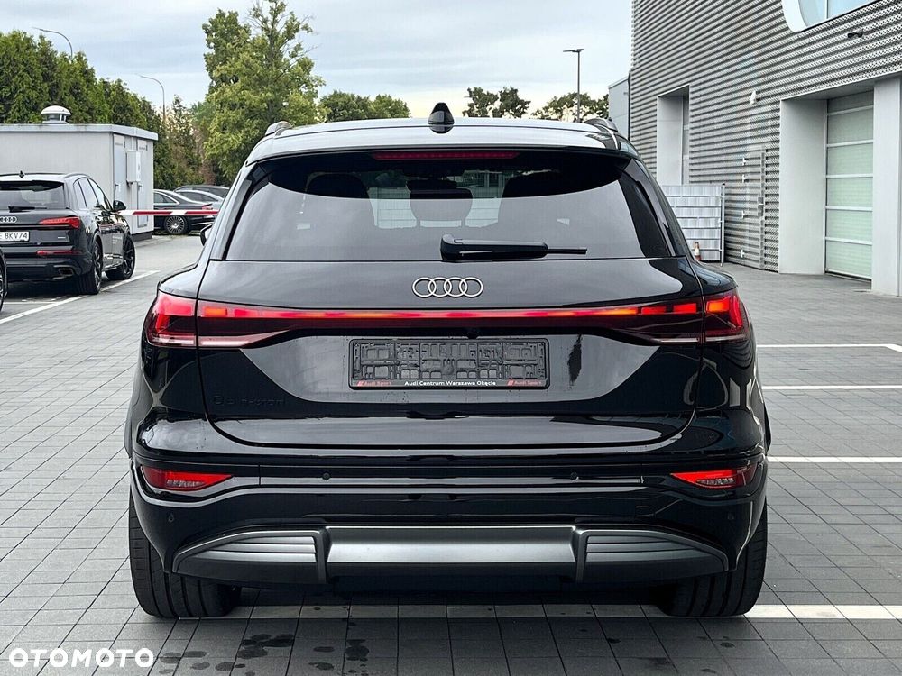 Audi Q6 e-tron - 9
