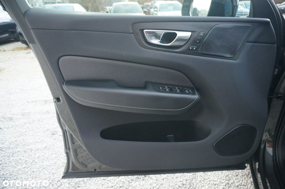 Volvo XC 60 - 19