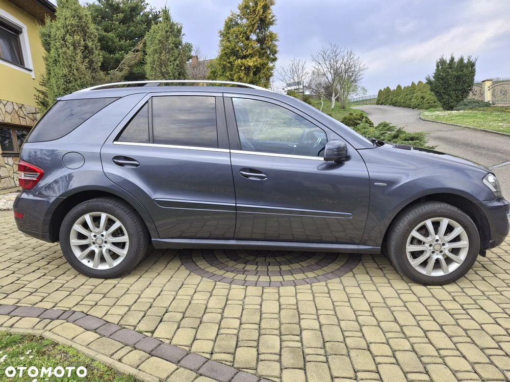 Mercedes-Benz ML - 4