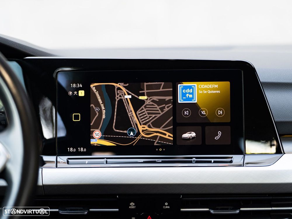 VW Golf 1.0 eTSI Life DSG - 47