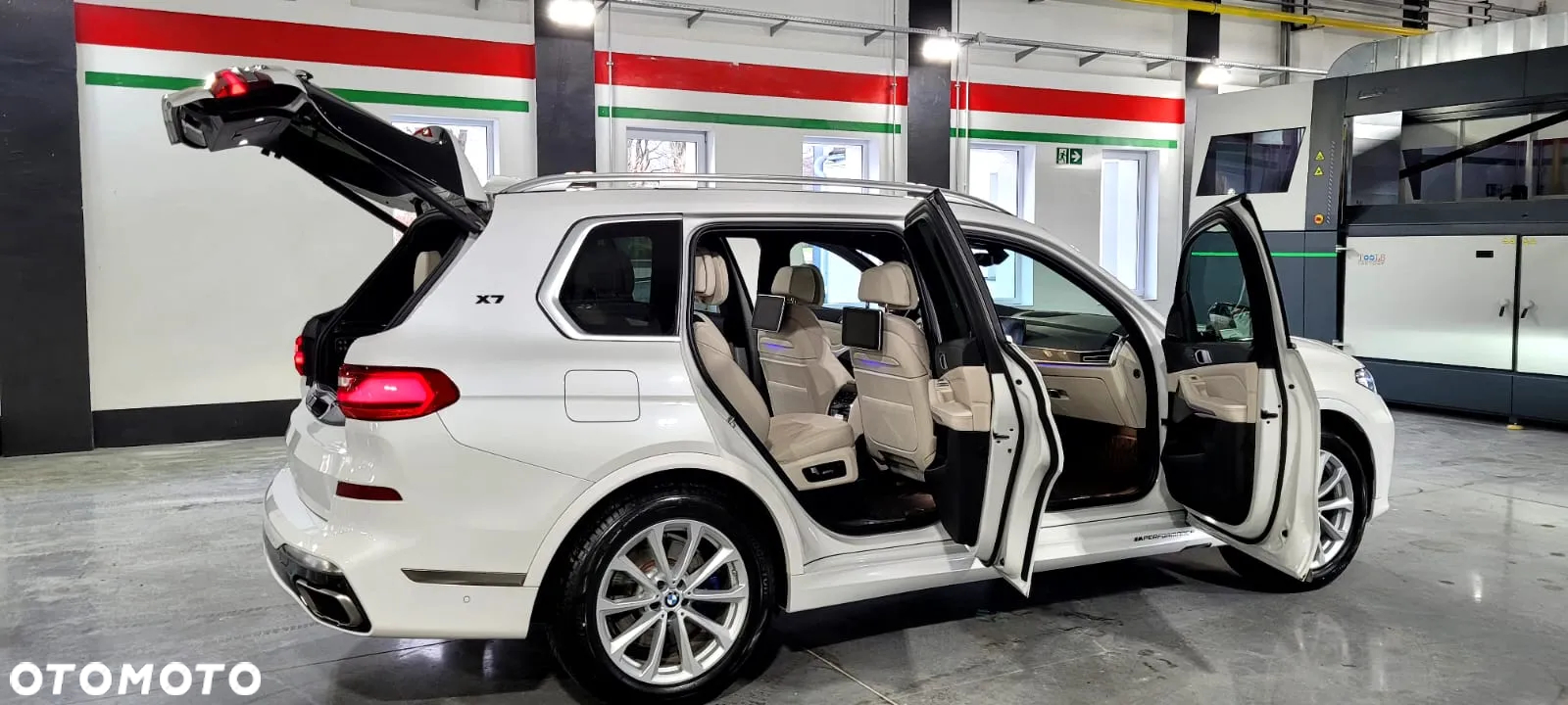BMW X7 M50d sport - 28