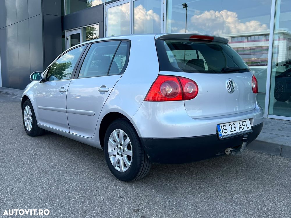 Volkswagen Golf 1.9 TDI Comfortline DSG - 6