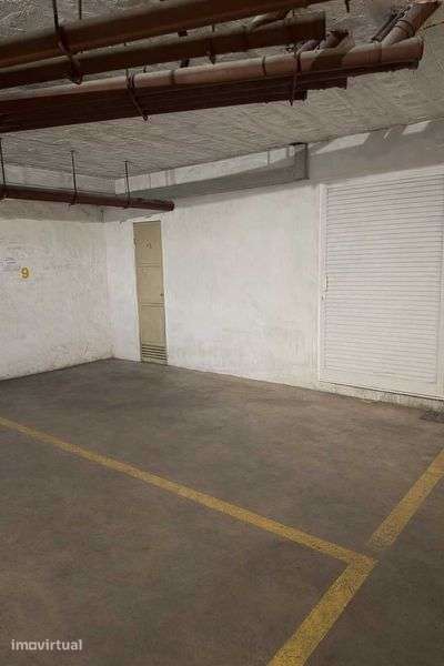 Lugar de garagem 17 m2, ao lado do Casino - Grande imagem: 3/3