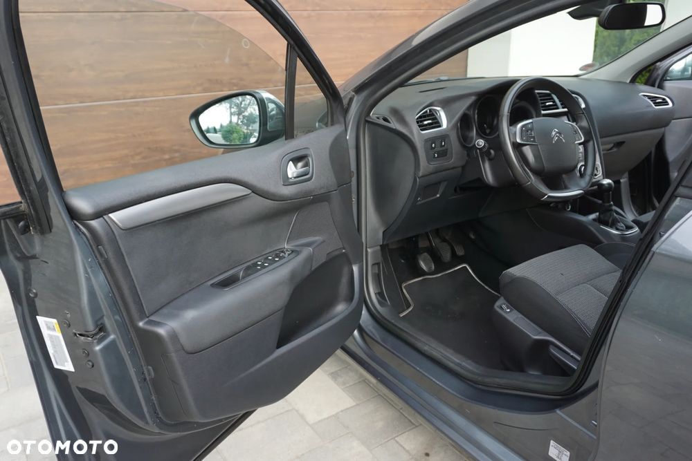 Citroën C4 VTi 120 Selection - 4