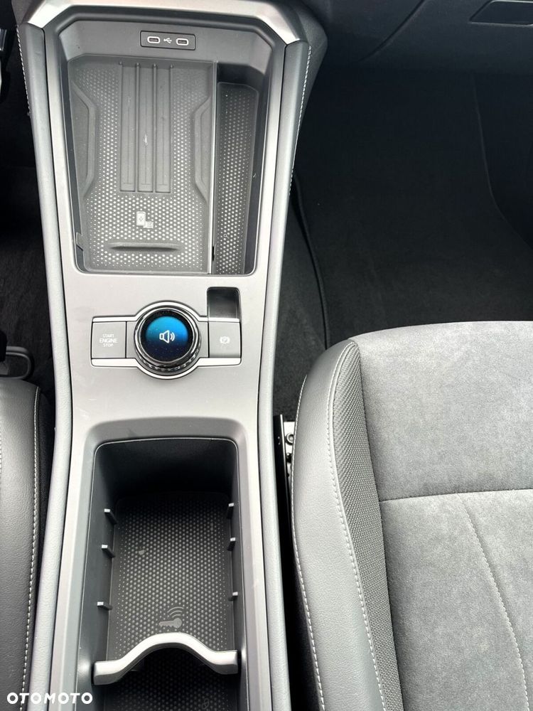 Volkswagen T-Roc 1.5 eTSI Style DSG - 17