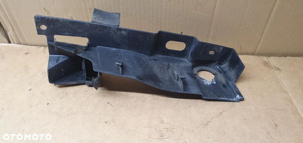 Osłona zawiasu maski prawa Ford Kuga MK1 8V41-S02476-AF - 2
