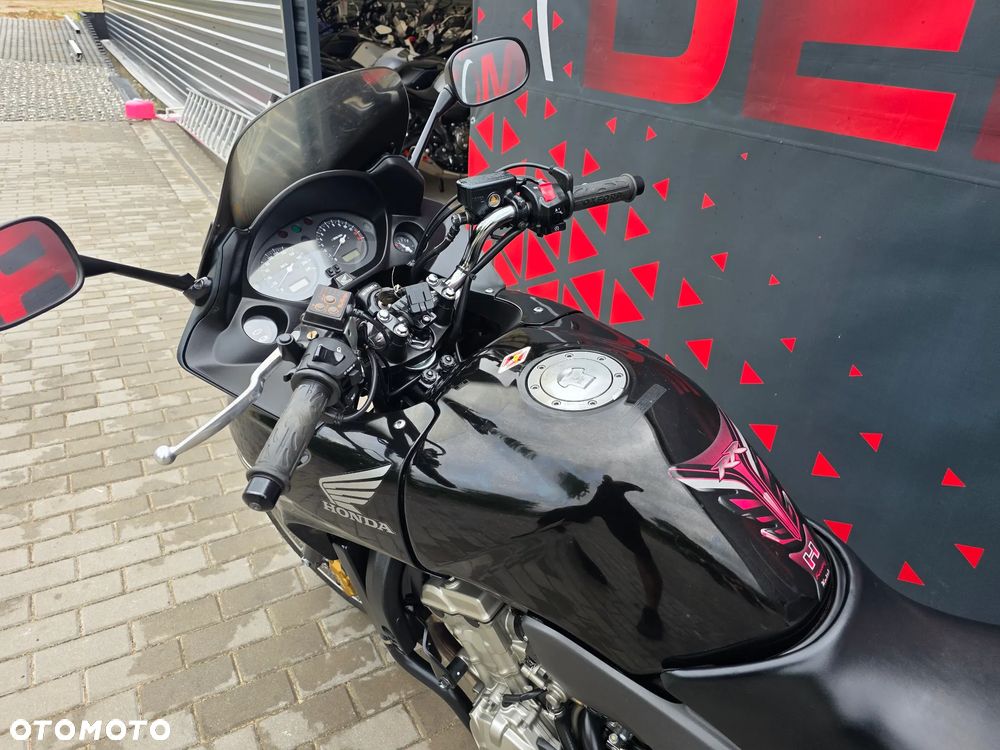 Honda CBF - 27