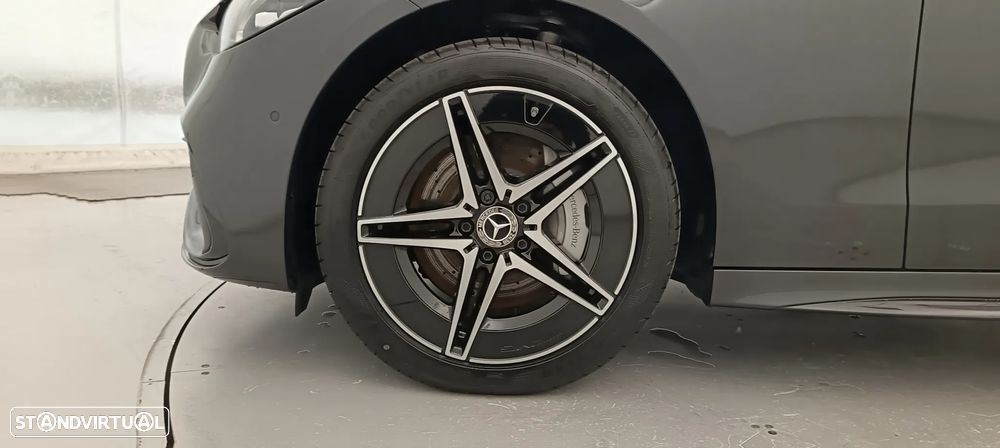Mercedes-Benz C 300 de AMG Line - 17