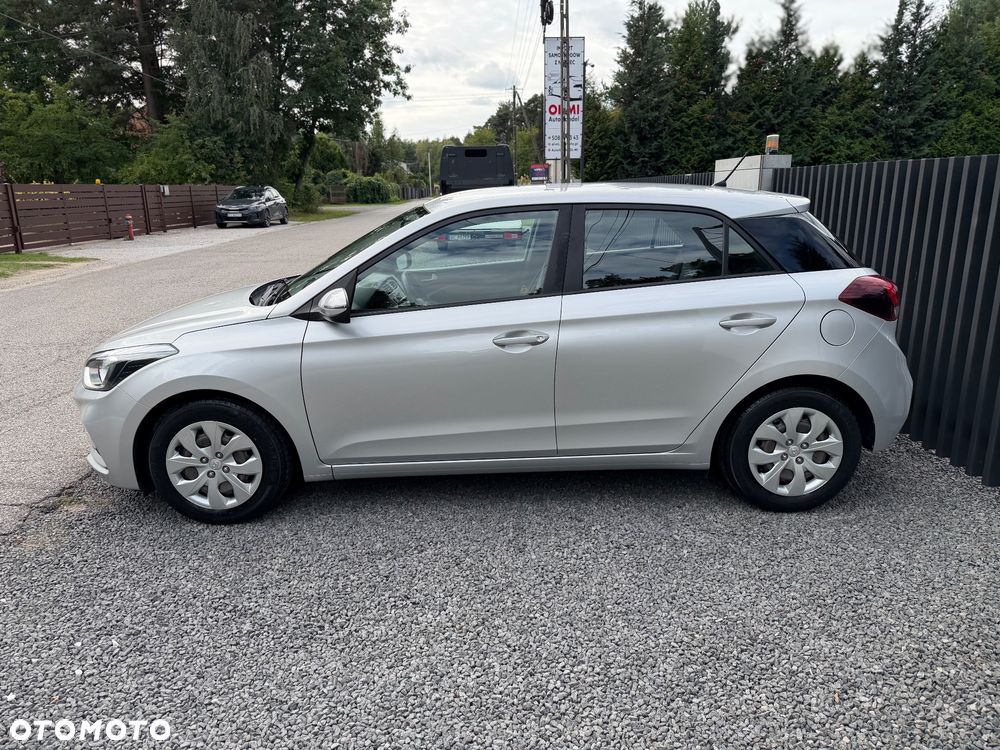 Hyundai i20 1.2 - 9
