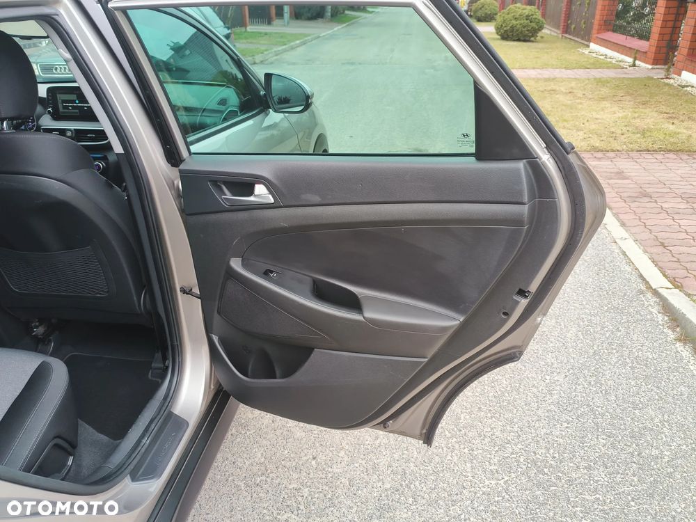 Hyundai Tucson blue 1.6 CRDi 2WD Select - 14