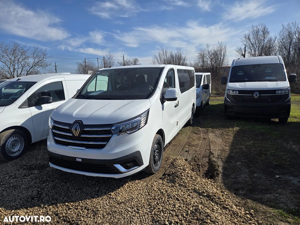 Renault Trafic 2.0 Blue dCi 110 S&S L2 8+1 Zen - 2