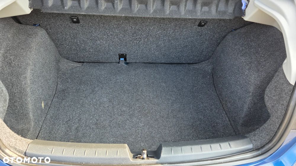 Seat Ibiza 1.4 16V SUN - 26