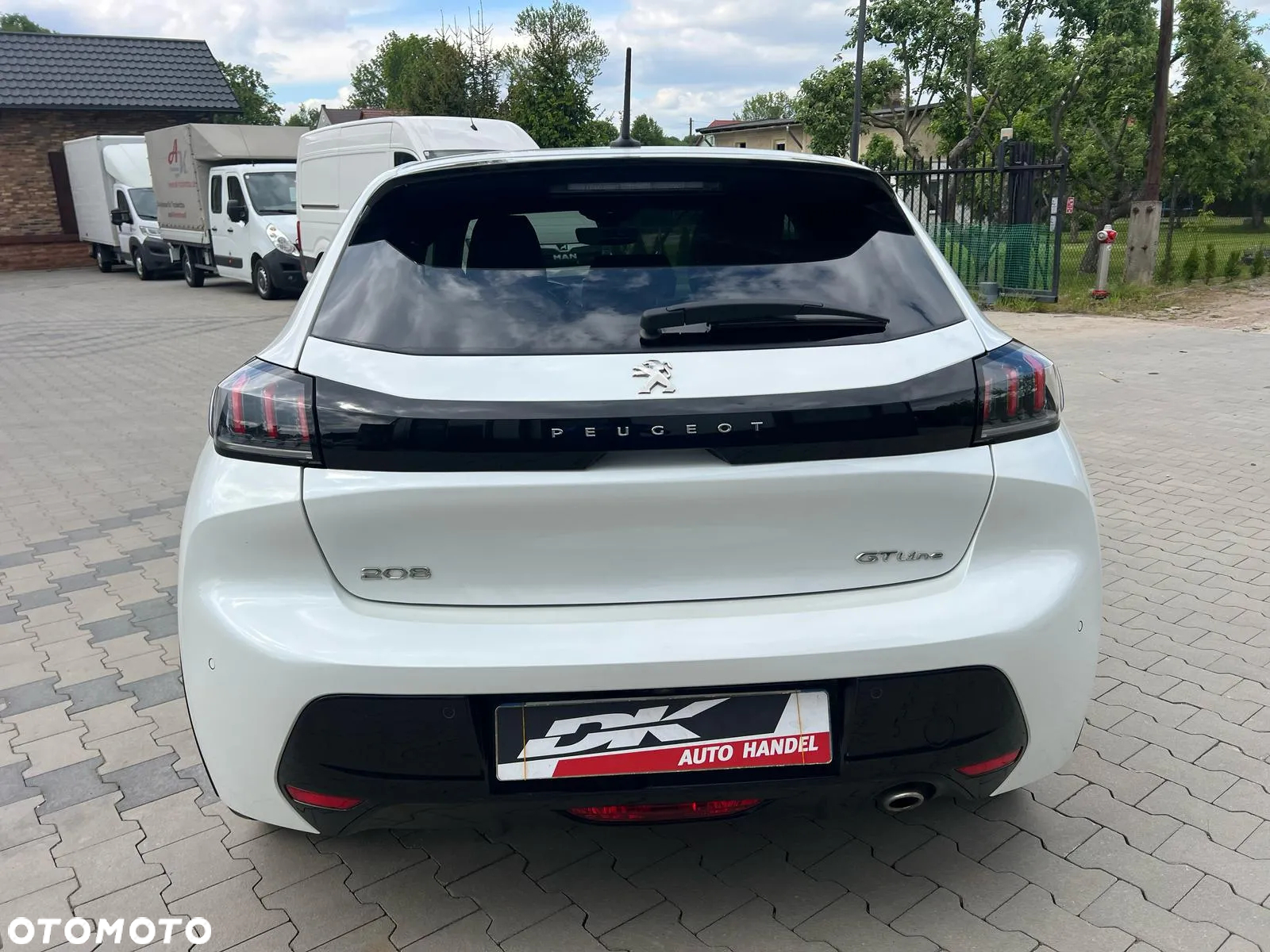 Peugeot 208 1.2 PureTech GT S&S - 4