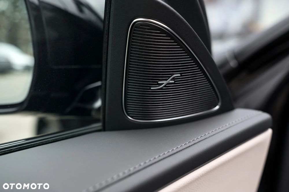 Mercedes-Benz Klasa E 220 d mHEV 4-Matic AMG 9G-Tronic - 22