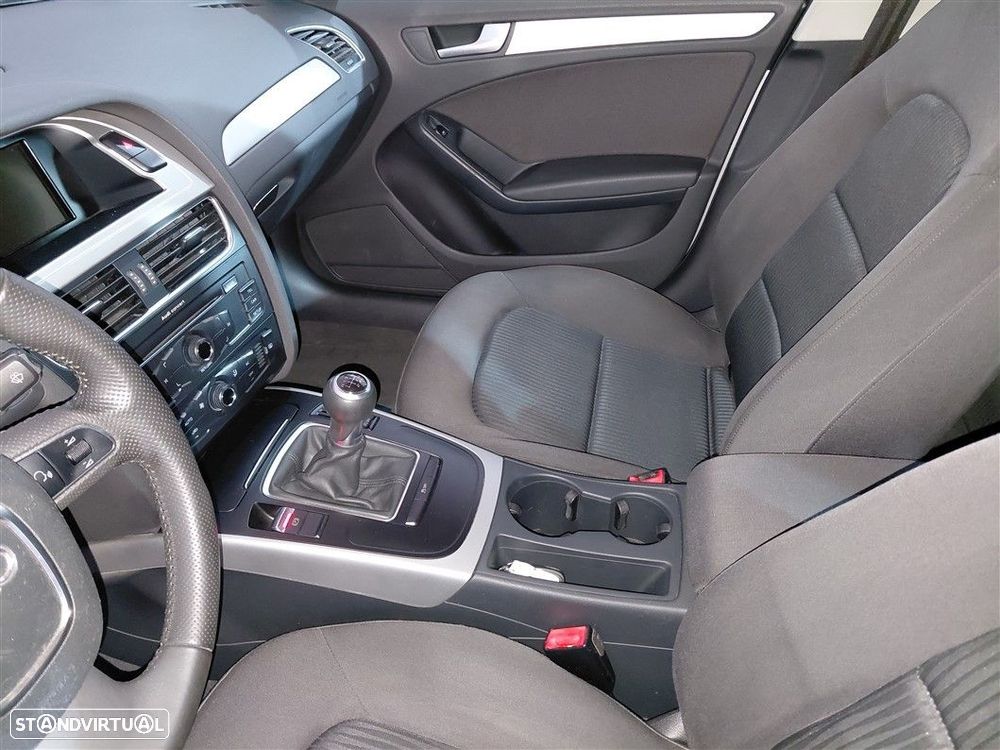 Audi A4 2.0 TDI Advance - 17