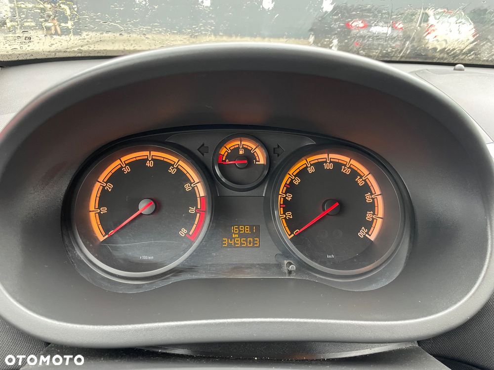 Opel Corsa - 12