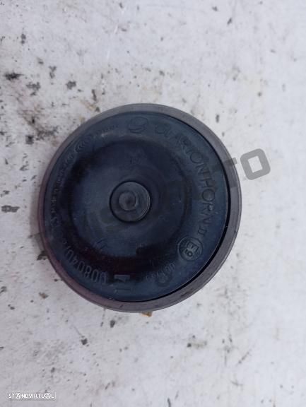 Buzina 008_040 Nissan Juke I (f15) [2010_2019] 1.5 Dci - 1