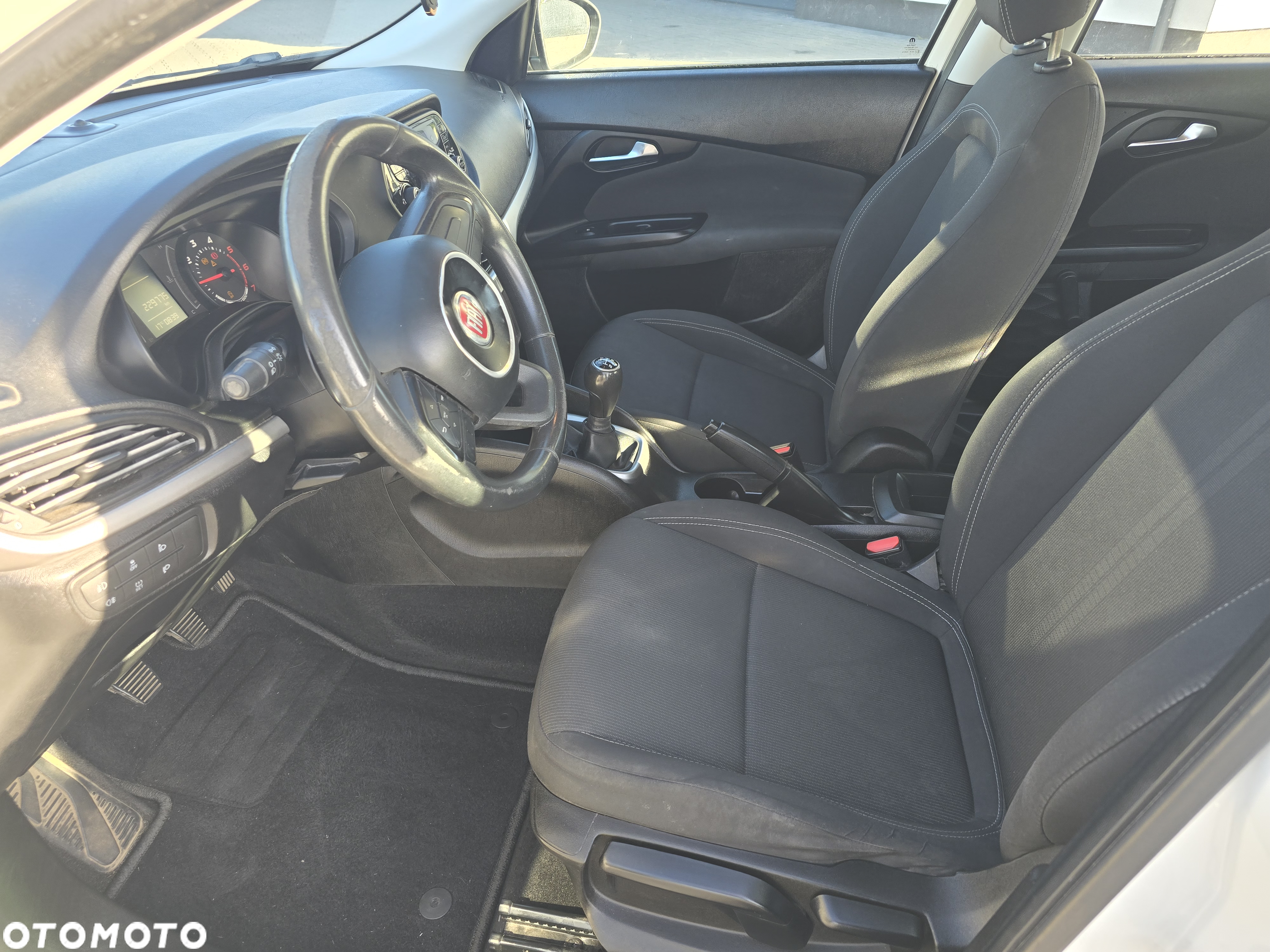 Fiat Tipo 1.3 MultiJet 16v Pop - 16
