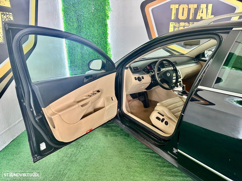 VW Passat Variant 2.0 TDi Highline DSG - 13